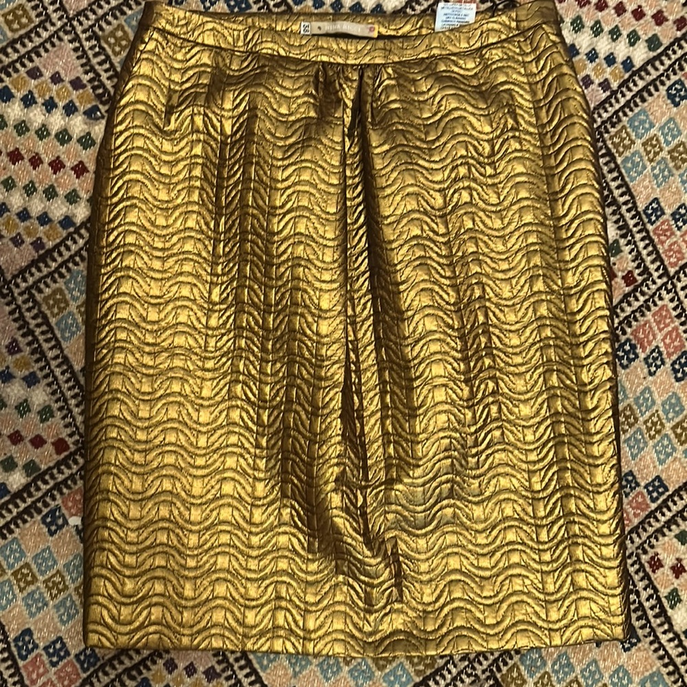 Gold lamé quilted Nina Ricci skirt